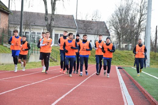 Nyolc hét kemény munka vár a legényekre