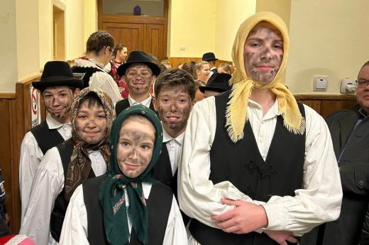 „Fülétől a farkáig“ - farsangi mulatságot rendezett a Pusztadaróci Hagyományőrző Egyesület - Képgaléria, Videó