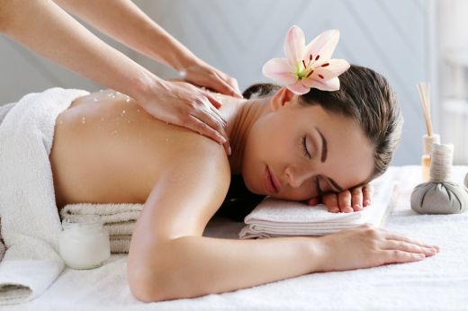 Nőnapi wellness csomagok az Aquastarban