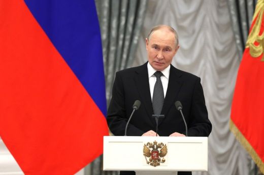 Kreml: Vlagyimir Putyin kész tárgyalni Volodimir Zelenszkijjel