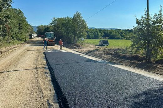 Ellenőrzik az anyagok minőségét és a felhasznált technológiát