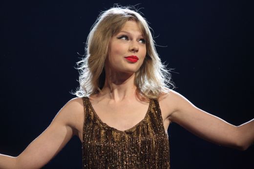 Terrorfenyegetés miatt lemondták az ausztriai Taylor Swift-koncerteket