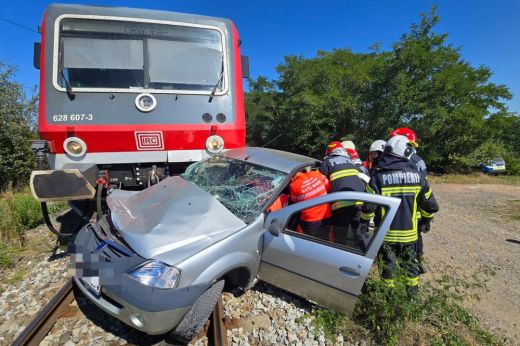 Súlyos vasúti baleset Szatmárzsadányban: két idős emberért küzdenek az orvosok