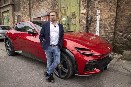 Vezetéstechnikai tréninggel készült fel az első Ferrarijára Jákob Zoltán