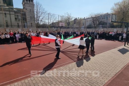 Nemzeti érzelmek húrjait pengette a Hám János Líceum március 15-i megemlékezése - KÉPGALÉRIA, VIDEÓ