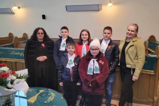 Magyarnak lenni jó! – Ünnepi megemlékezés Józsefházán