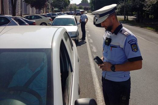 Huszonegyből tizenhárom jogosítványt ittas vezetés miatt függesztettek fel hétfőn
