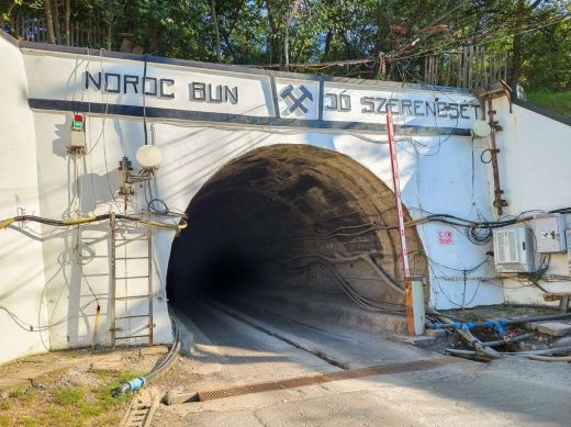 Ismét meghosszabbították a vészhelyzetet Parajdon