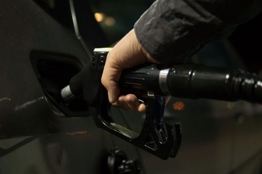 Fizetés nélkül elhajtott a benzinkútról egy halmi fiatal