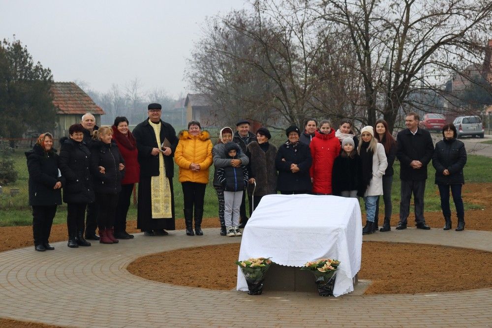 Petofi emlektabla avatas Zajta-Nagypeleske 2023